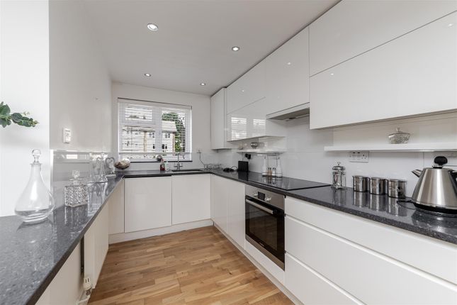310, The Ridgeway, St Albans photo 4