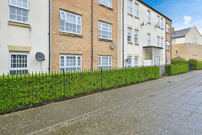 Flat for sale in Wilks Walk, Grange Park, Northampton