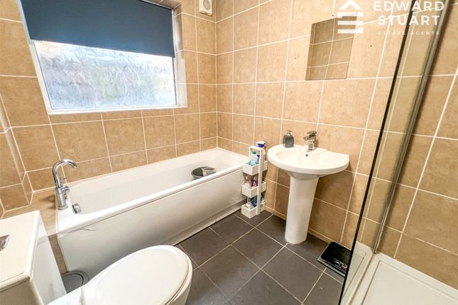 107, Tollgate, Peterborough photo 4