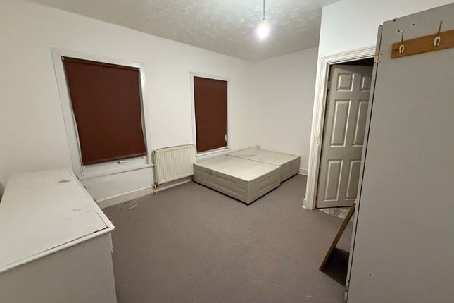 Thumbnail Terraced house to rent in Inwood Road, Hounslow