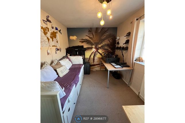 Willow Grove, Ossett photo 4