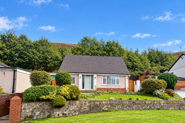3-bed detached on Lletty Harri, Port Talbot, £340,000
