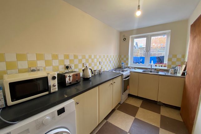 Flat to rent in Barton Street, Gloucester