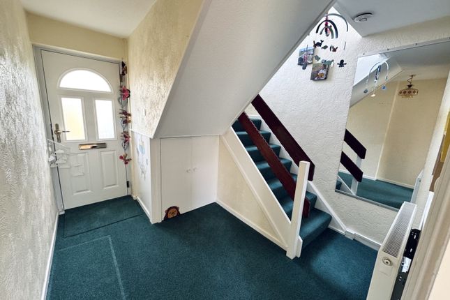 36, St. Leonards Close, Peterlee photo 3