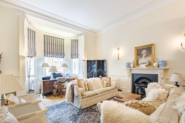 7, Flat B (1st Floor), Bina Gardens, London photo 4