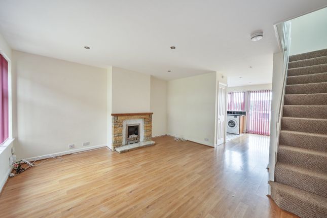 62, West End Drive, Leeds photo 3