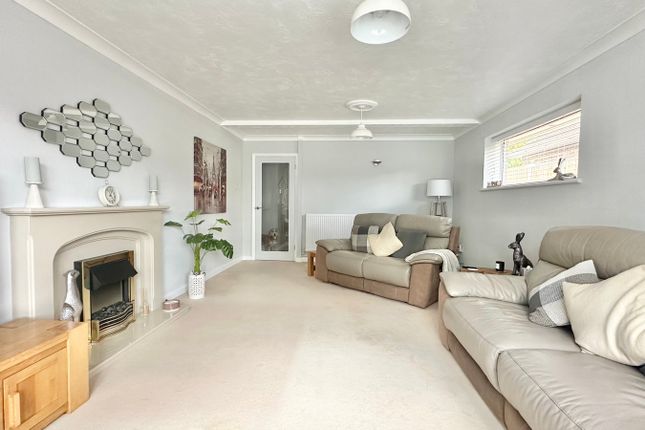 8, Fryatts Way, Bexhill-on-Sea photo 4