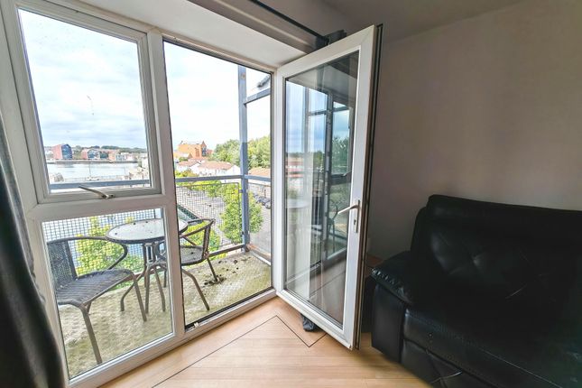 35 Captains Wharf, South Shields photo 5