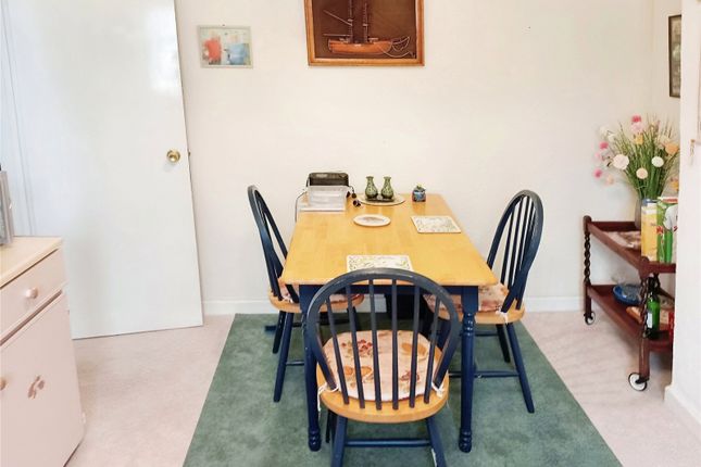 47B,, Rosebery Road, Devon photo 3