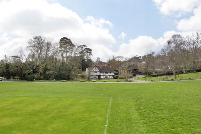 Bell House,, The Green, Maidstone photo 2