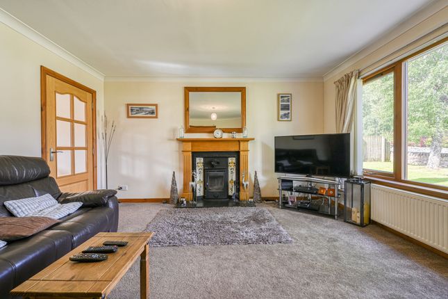 5, Wood-Side, Drumnadrochit, IV63 photo 4