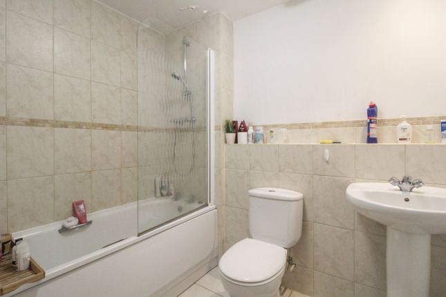 Flat for sale in Carlton Hill, Carlton, Nottingham