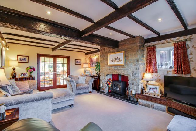 32/34, Sowood Lane, Ossett photo 2