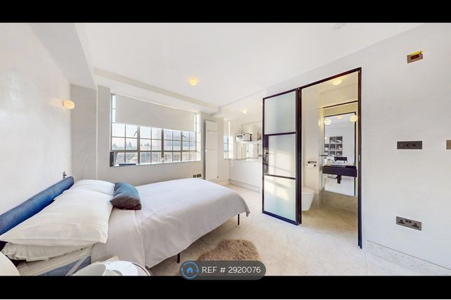 Studio flat on Chelsea Cloisters, Sloane Avenue, London, £2,300/mo