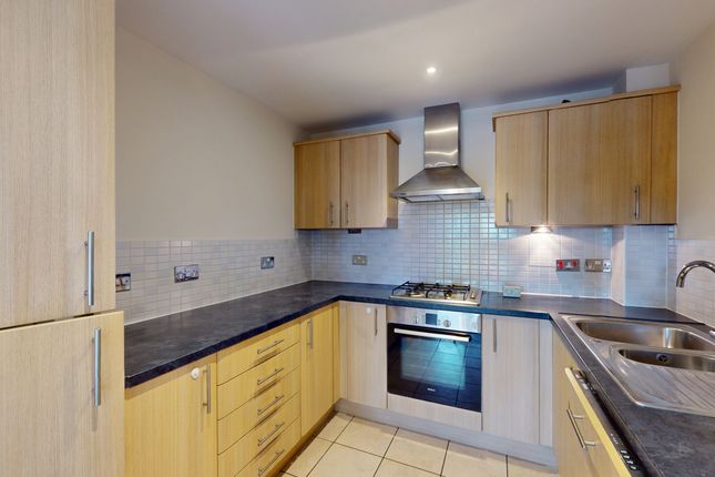 37, Providence Park, Cheltenham photo 5
