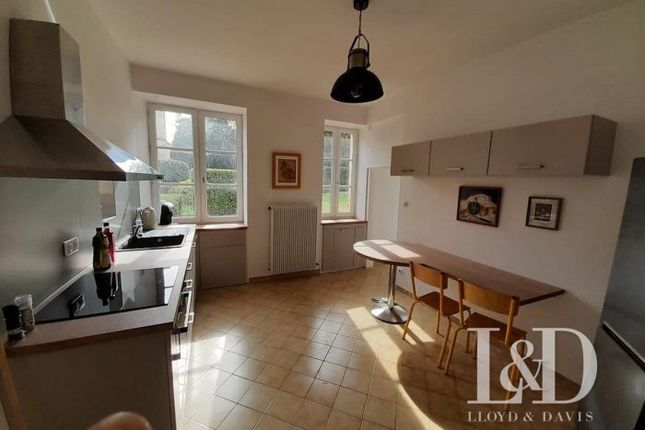 Detached house for sale in Street Name Upon Request, Poitiers, Fr