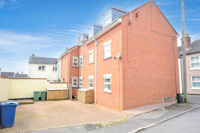20, Alexandra Street, Stone photo 4