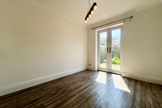 9, Ferguson Road, Beverley photo 3