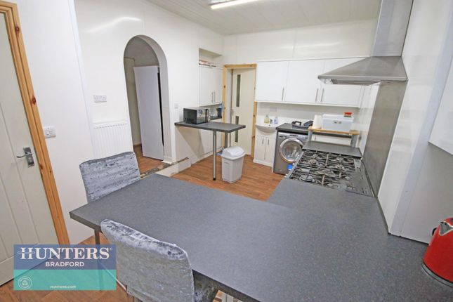 End terrace house for sale in Lansdowne Place Bradford, West Yorkshire