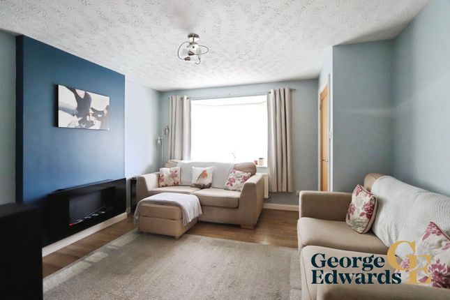 3, Paget Road, IBSTOCK photo 4