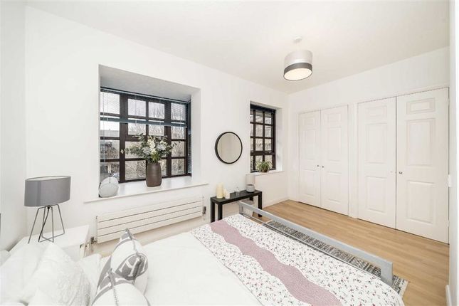 Terraced house for sale in Rope Street, London