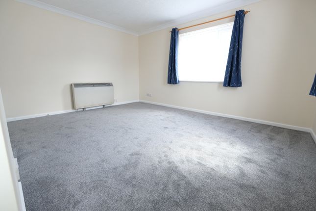 Trinity Court, Marchwood photo 4