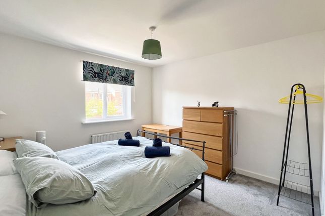 5 Clos Y Bont, Bridgend photo 2