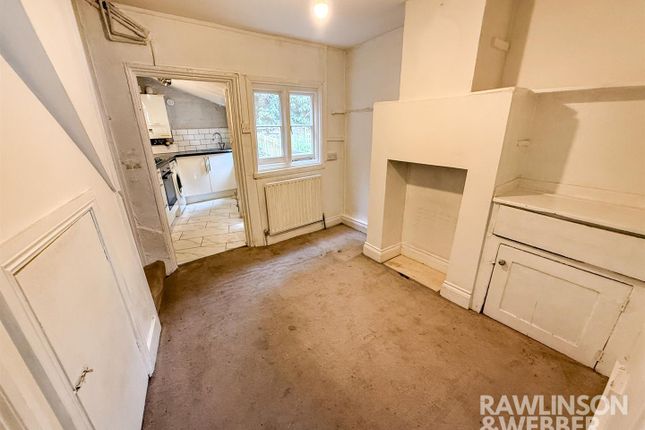 43, High Street, Thames Ditton photo 3