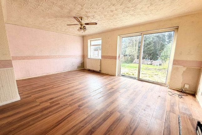 5, Lancaster Road, Brierley Hill photo 4