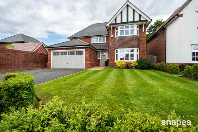 Thumbnail Detached house for sale in York Gardens, Woodford