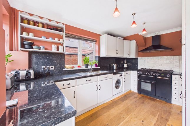 68, South Lane, Aldershot photo 4