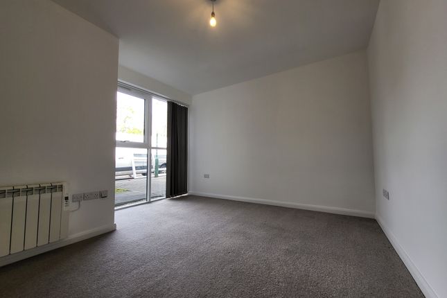 Flat to rent in Bentham Close, Westlea, Swindon