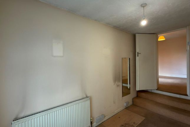 Netley Road, Ilford photo 4