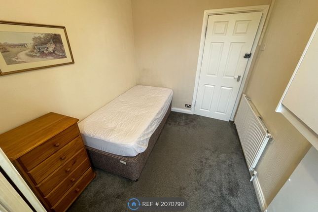Thumbnail Room to rent in Peashill Street, Rawmarsh, Rotherham