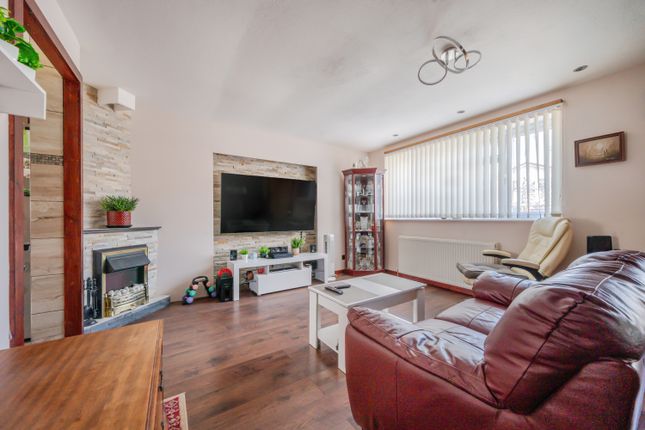 43, Edgeworth Drive, Carterton photo 3