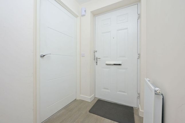 90 Elm Park, Cowdenbeath photo 2
