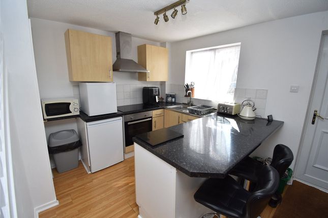 42, Milton Way, Dunstable photo 2