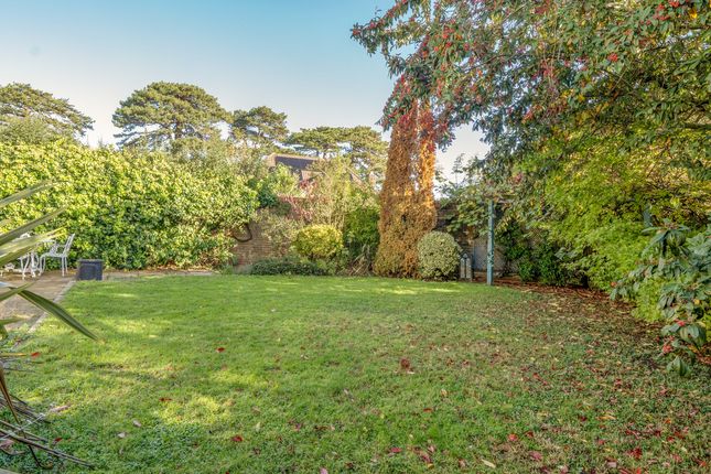 8 Clifton High Grove, Bristol photo 2