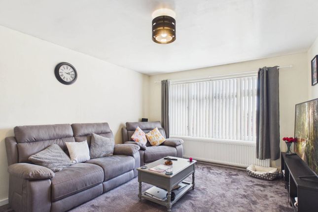 170, Inskip, Skelmersdale photo 4