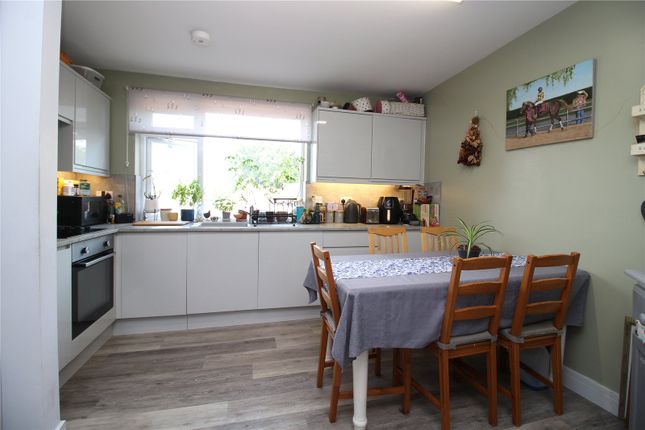 62a, Lymington Road, New Milton photo 2