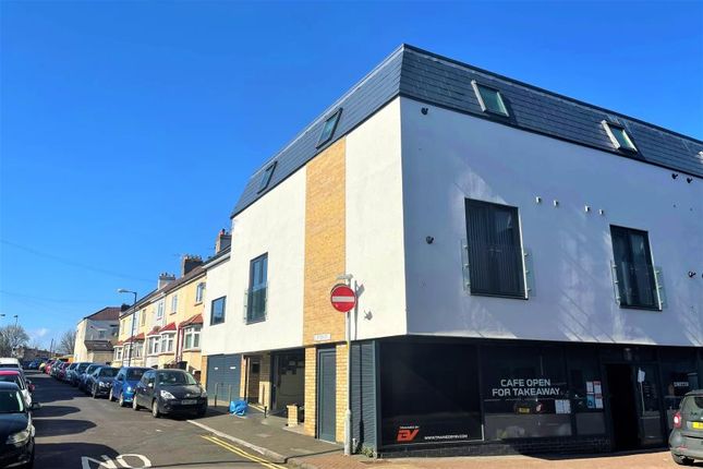 Thumbnail Flat to rent in Clifton Street, Bedminster, Bristol