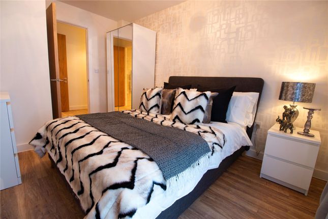 Flat to rent in Manchester Waters, 1 Pomona Strand, Old Trafford, Manchester