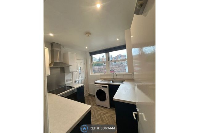 Flat, Grosvenor Court Alexandra Road South, Manchester photo 2