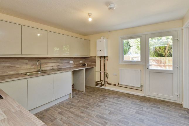 202, Langland Road, Milton Keynes photo 4