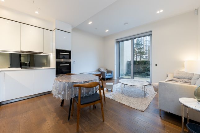 Thumbnail Flat to rent in Lillie Square, Fulham