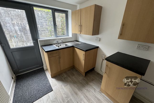 9, Hopkin Street, Treorchy photo 4