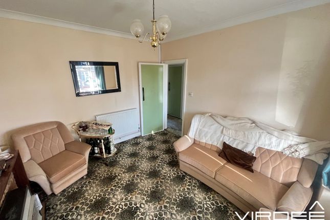 102, Beauchamp Avenue, Handsworth Wood photo 4