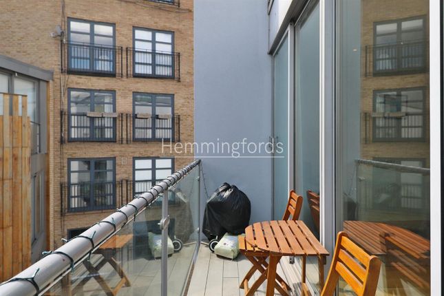 7 The Foundry, 8 Dereham Place, London photo 4