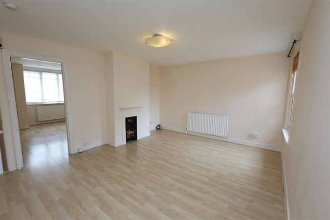 38a, Chipstead Lane, Sevenoaks photo 2