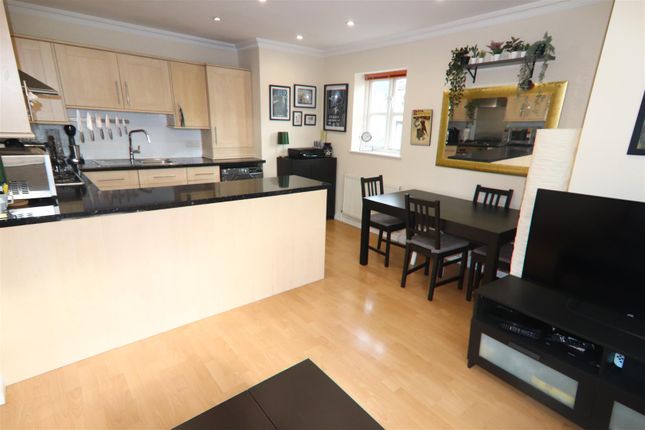 Flat for sale in White Hart Road, Orpington